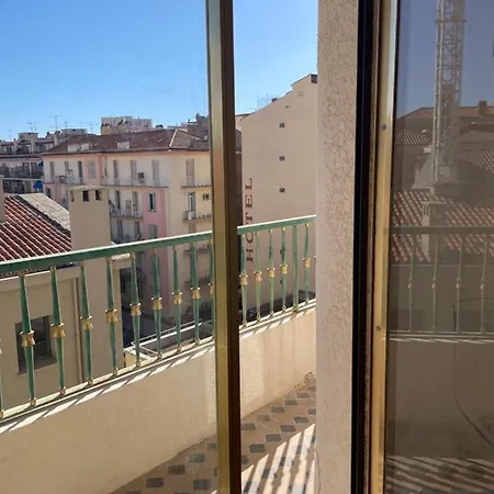 Apartment Spacieux 2 Pieces Centre Historique *