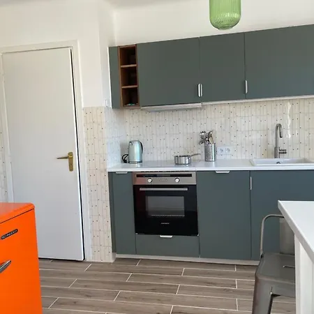 Appartement Spacieux 2 Pièces Centre Historique