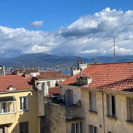 Spacieux 2 Pièces Centre Historique * Ajaccio (Corsica)